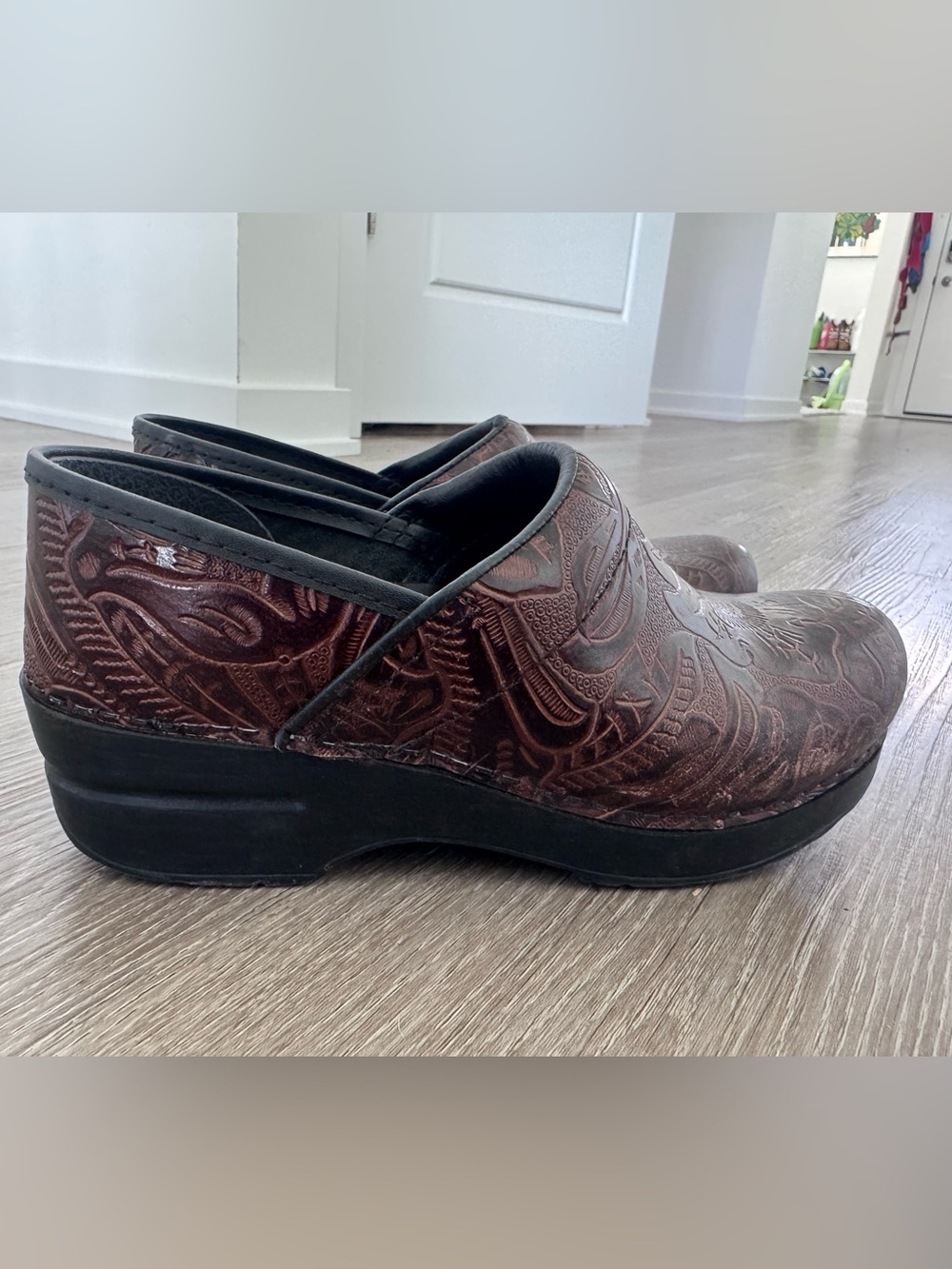 Dansko Brown Embossed Tooled Leather Floral Western Clogs EU 37